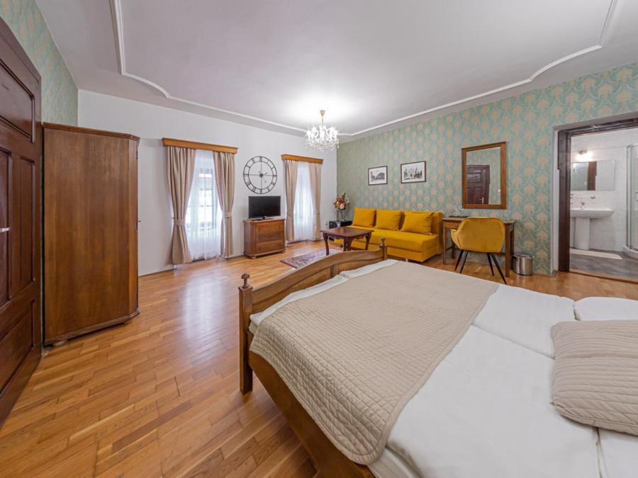 Hotel Salamander - Garni Banská Štiavnica المظهر الخارجي الصورة